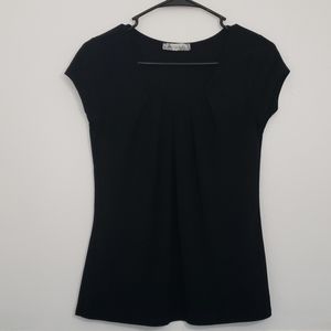 Women's On Carnaby top size S